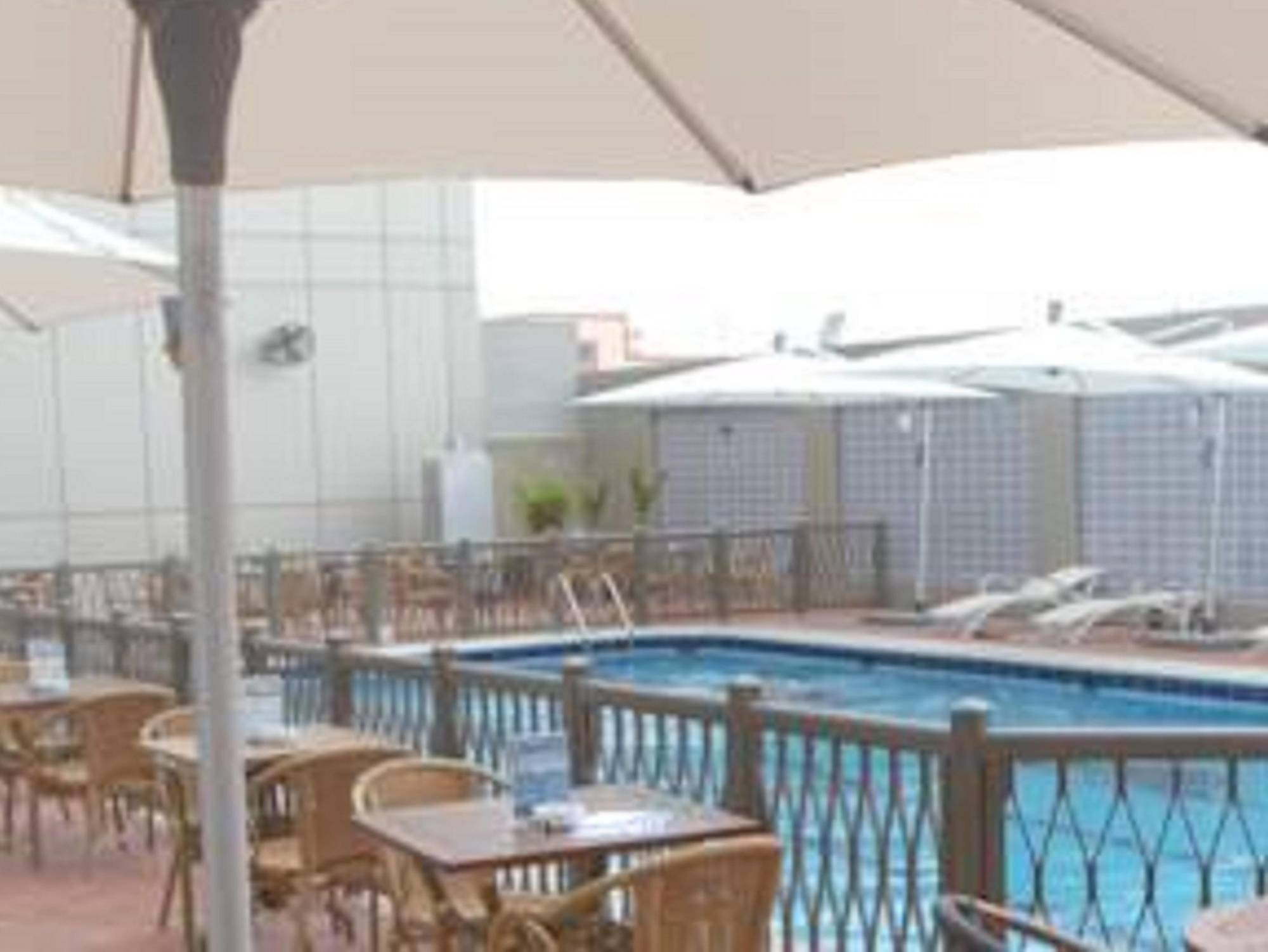 Ibis Yanbu Hotell Eksteriør bilde